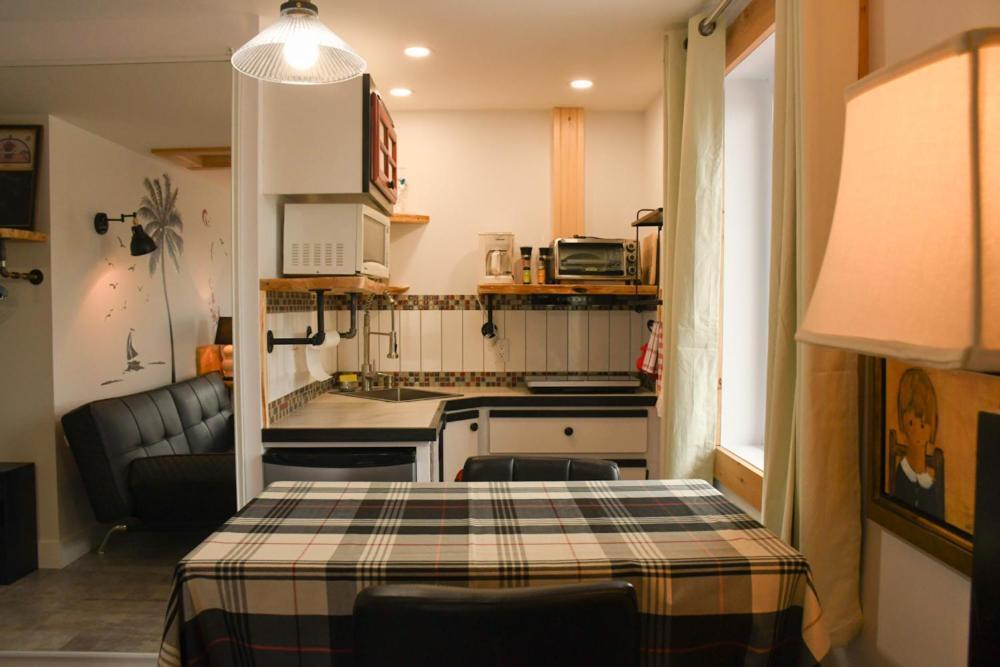 Bed and Breakfast Gite Grand Moment Cabano Экстерьер фото